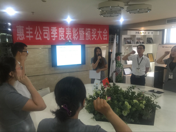 1536309254389568.jpg 2016072209353725440.jpg